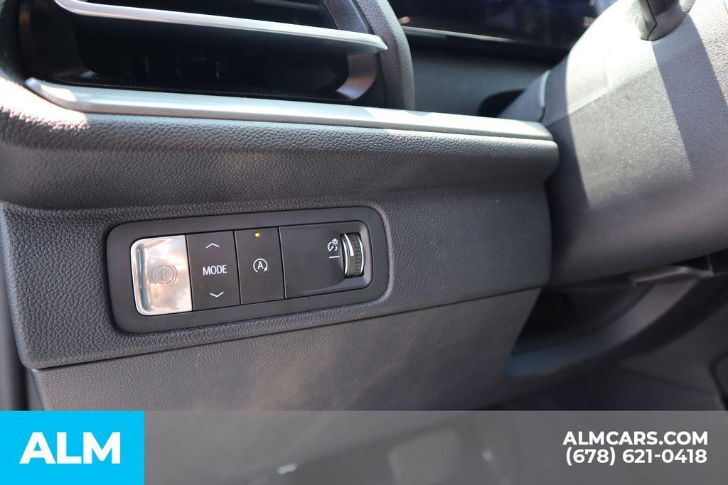 used 2024 Chevrolet Traverse car, priced at $36,420