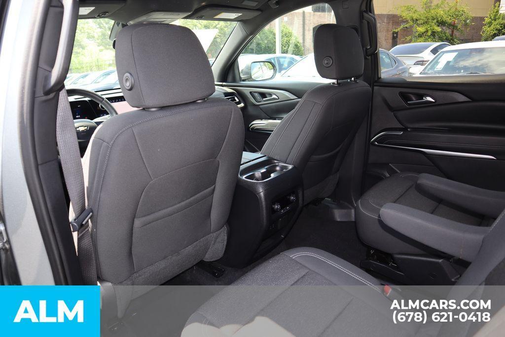 used 2024 Chevrolet Traverse car, priced at $36,420