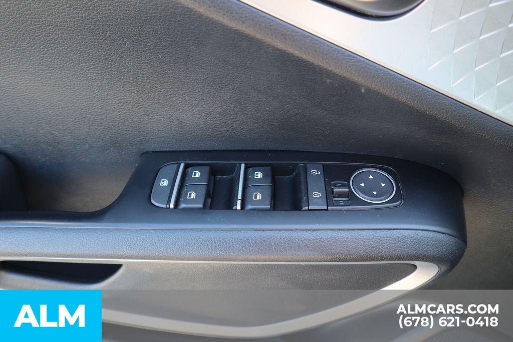 used 2024 Kia Soul car, priced at $16,620