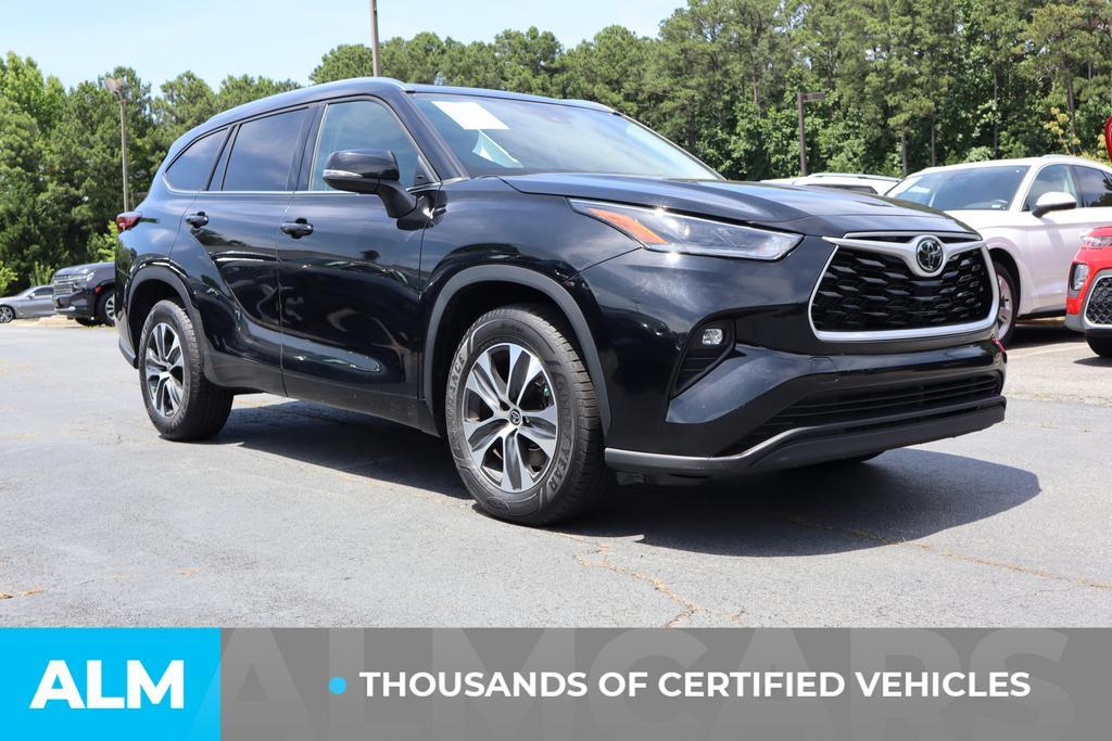 used 2021 Toyota Highlander car, priced at $30,420