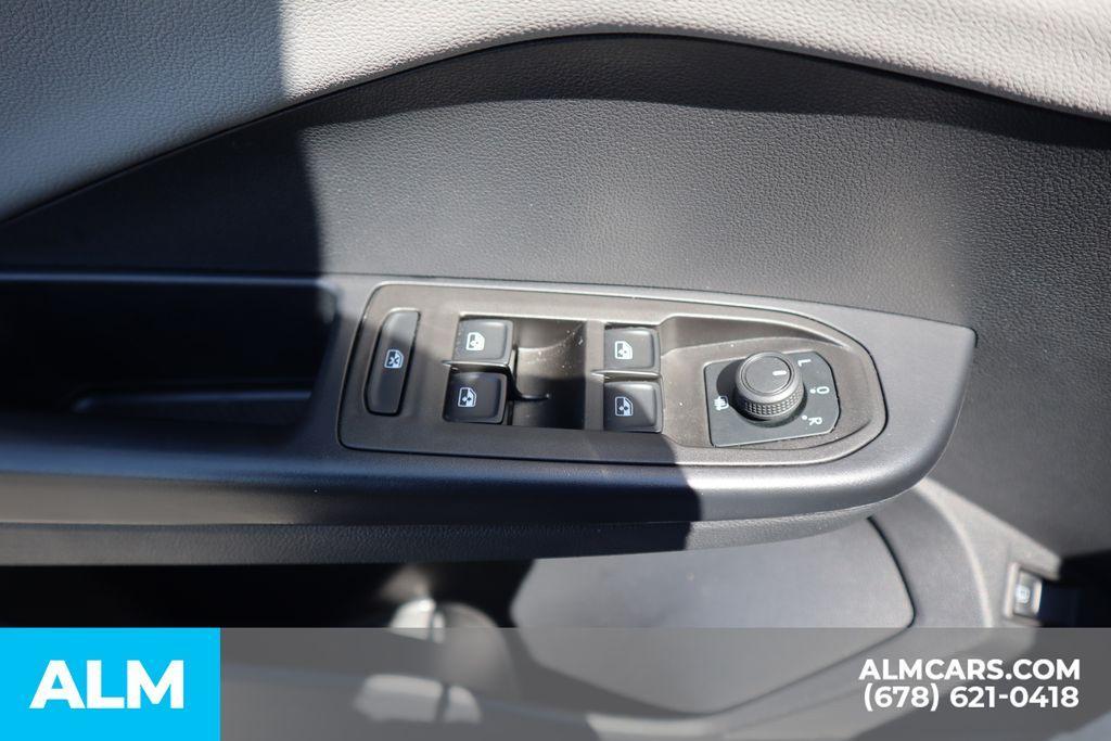 used 2024 Volkswagen Taos car, priced at $21,420