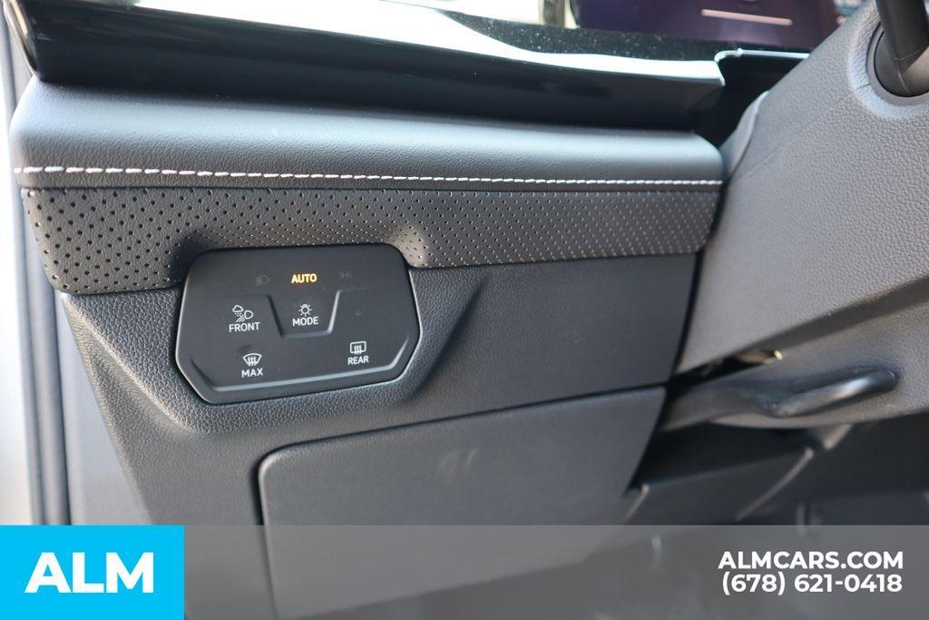 used 2025 Volkswagen Atlas car, priced at $34,920