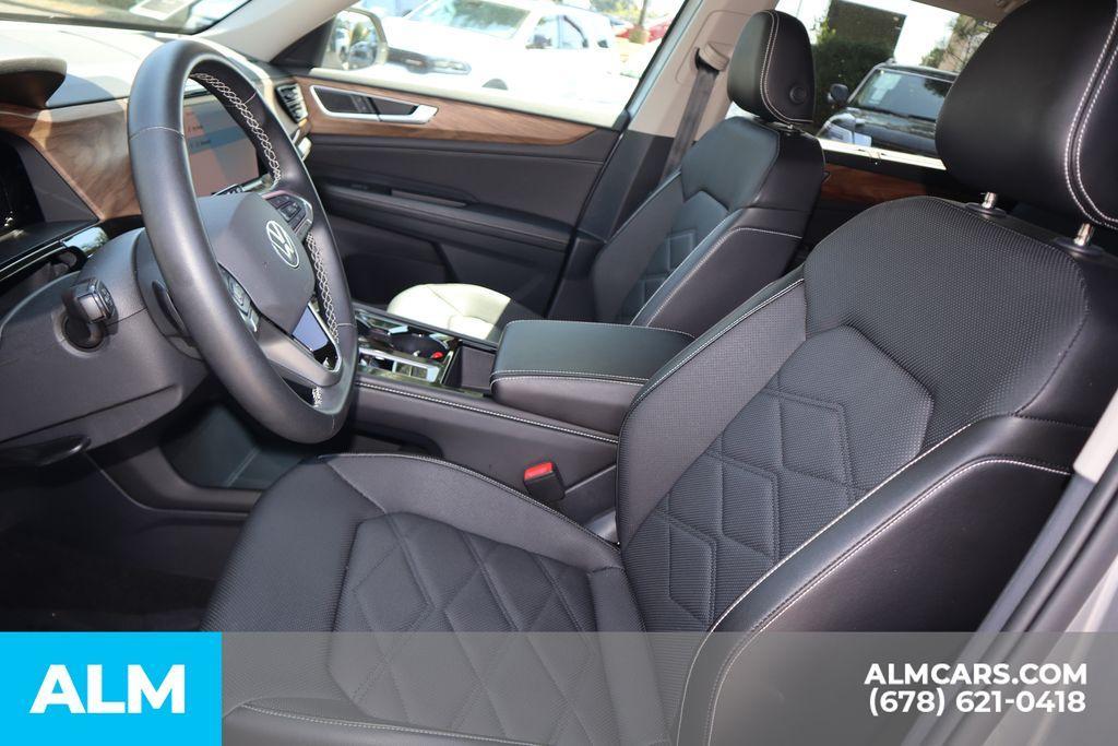 used 2025 Volkswagen Atlas car, priced at $34,920