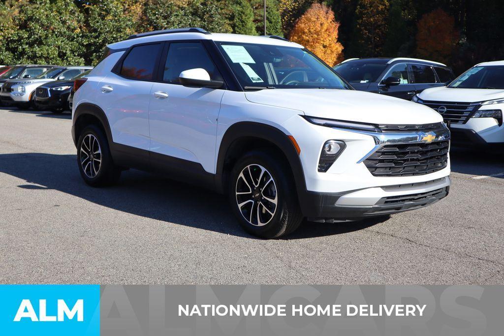 used 2025 Chevrolet TrailBlazer car, priced at $22,920
