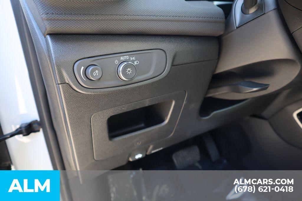 used 2025 Chevrolet TrailBlazer car, priced at $22,920