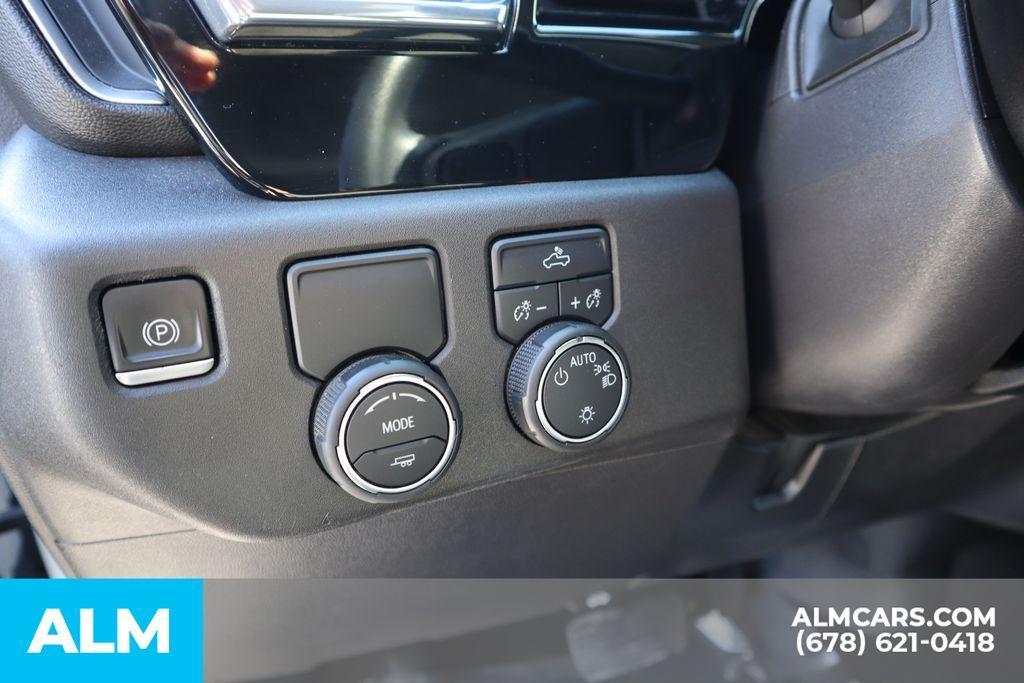 used 2024 Chevrolet Silverado 1500 car, priced at $31,420