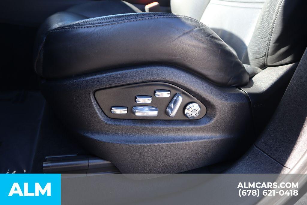 used 2021 Porsche Cayenne car, priced at $67,920