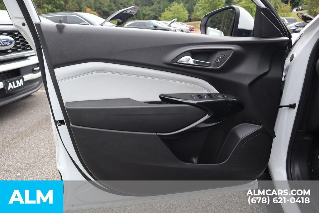 used 2024 Chevrolet Trax car, priced at $20,420