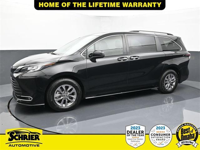 used 2023 Toyota Sienna car, priced at $47,988