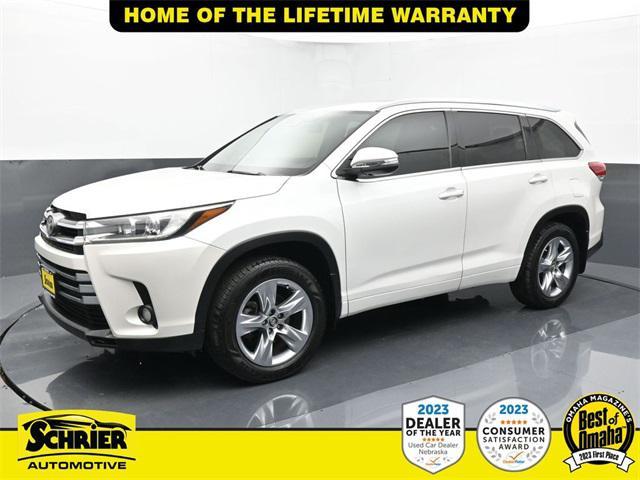 used 2017 Toyota Highlander car, priced at $26,988