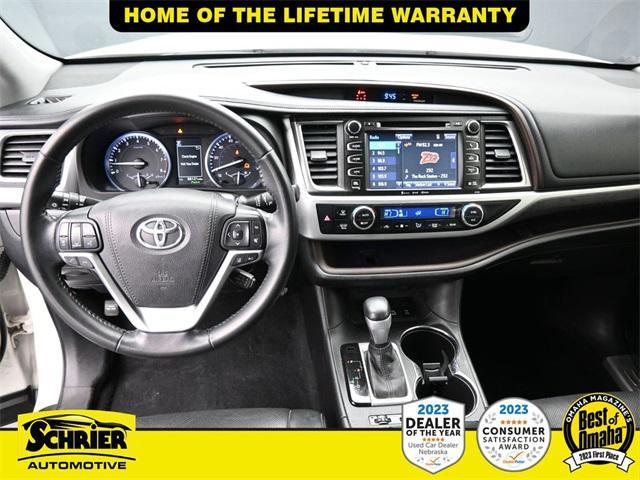 used 2017 Toyota Highlander car, priced at $26,988