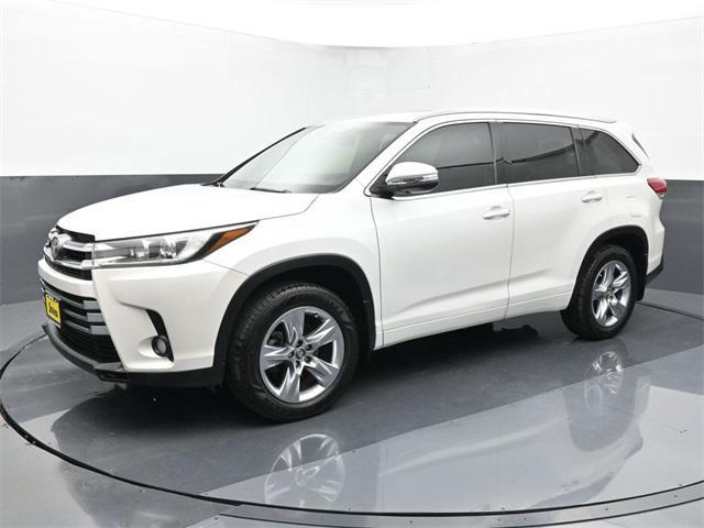 used 2017 Toyota Highlander car, priced at $26,988