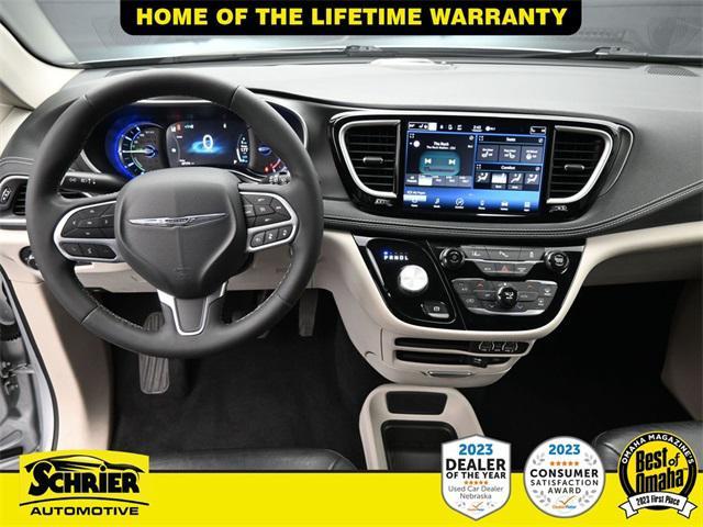 used 2022 Chrysler Pacifica Hybrid car, priced at $25,988