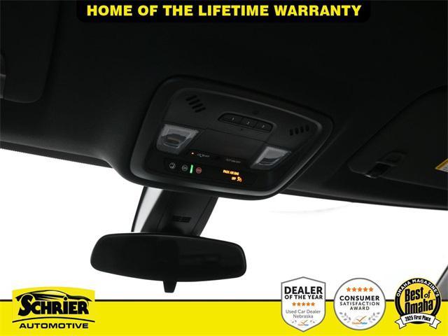 used 2023 Chevrolet Traverse car, priced at $36,988