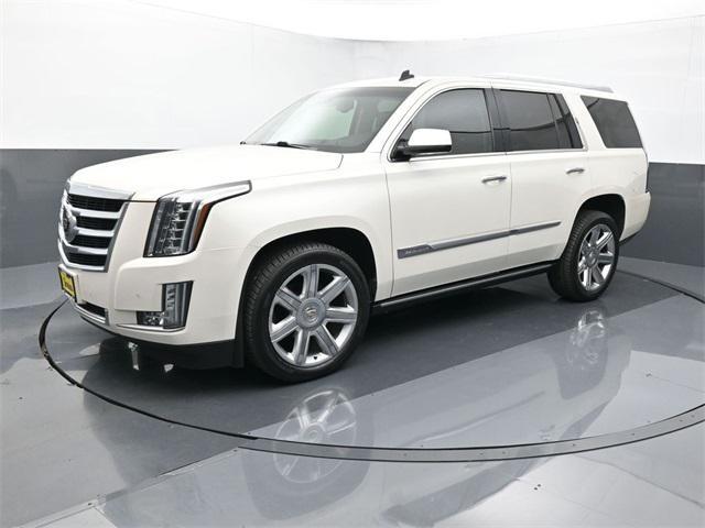 used 2015 Cadillac Escalade car, priced at $27,546