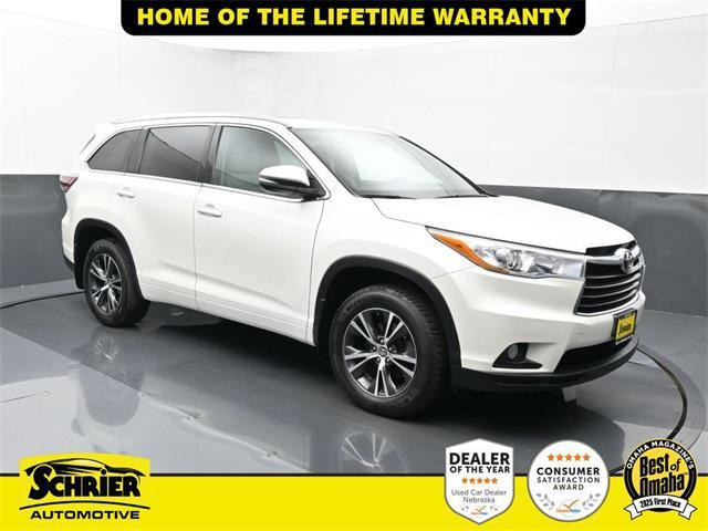 used 2016 Toyota Highlander car, priced at $24,988