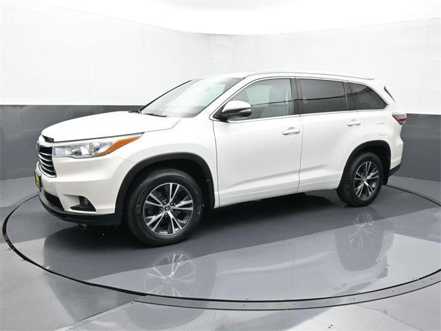 used 2016 Toyota Highlander car, priced at $24,988