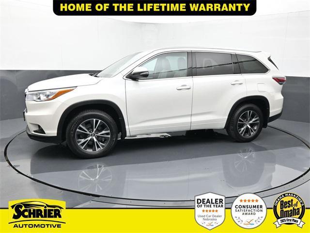 used 2016 Toyota Highlander car, priced at $24,988