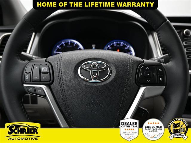 used 2016 Toyota Highlander car, priced at $24,988