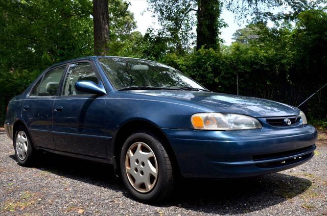 used 2000 Toyota Corolla car, priced at $3,500