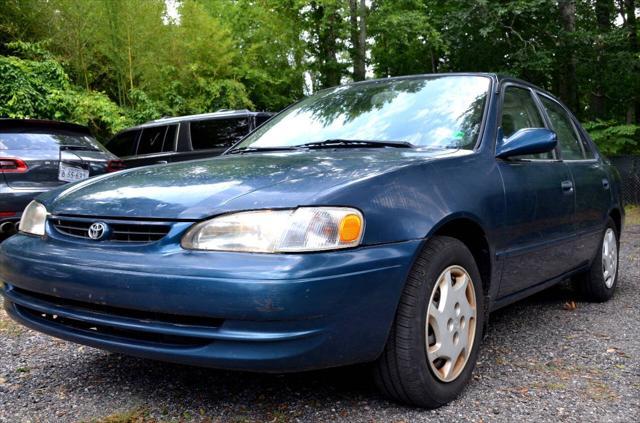used 2000 Toyota Corolla car, priced at $3,500