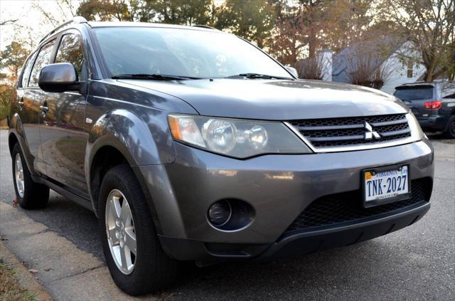 used 2008 Mitsubishi Outlander car, priced at $5,500