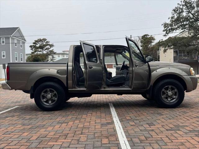 used 2004 Nissan Frontier car, priced at $11,700