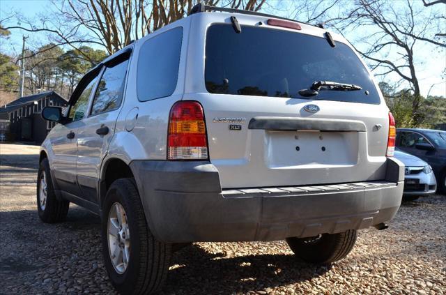 used 2006 Ford Escape car, priced at $5,500