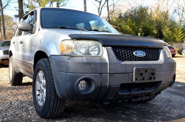 used 2006 Ford Escape car, priced at $5,500