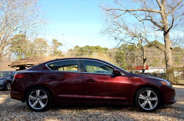 used 2013 Acura ILX car, priced at $9,500