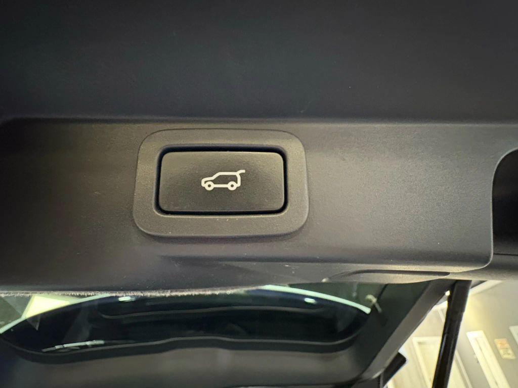 used 2015 Land Rover Range Rover Sport car, priced at $24,995