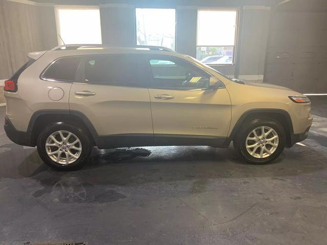 used 2014 Jeep Cherokee car, priced at $7,895