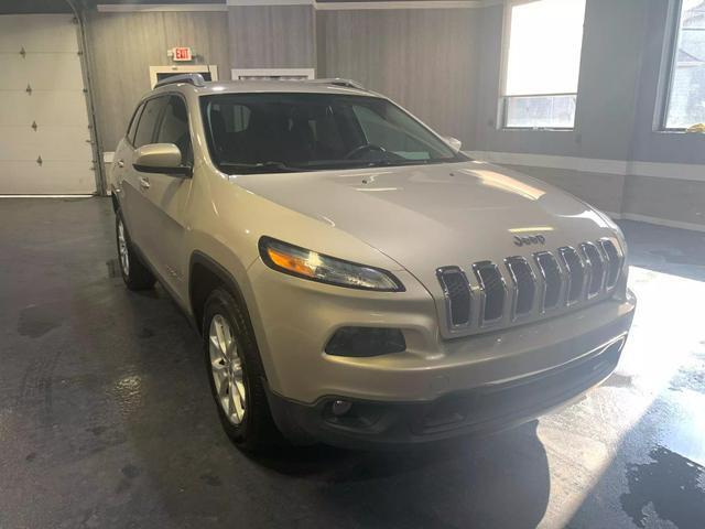 used 2014 Jeep Cherokee car, priced at $7,895