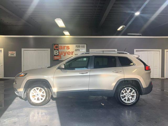 used 2014 Jeep Cherokee car, priced at $7,895