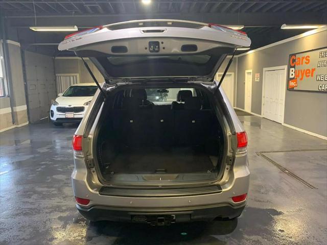 used 2018 Jeep Grand Cherokee car, priced at $13,695