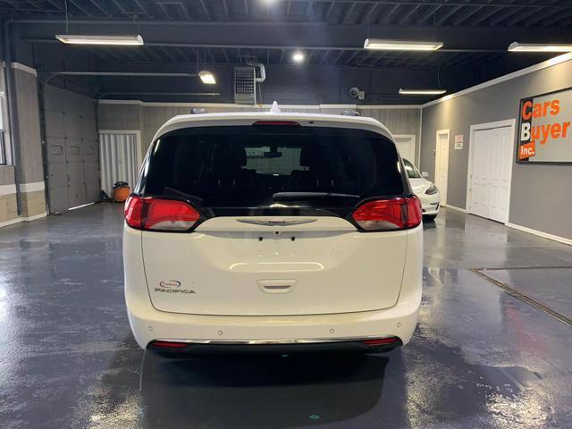 used 2019 Chrysler Pacifica car, priced at $13,995