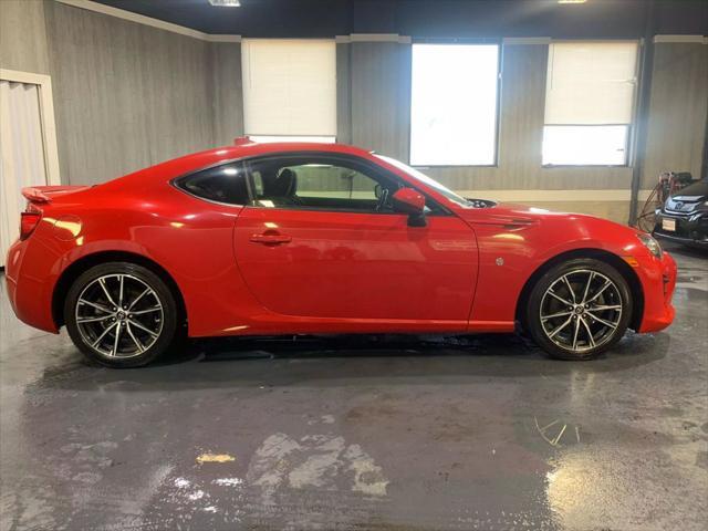 used 2018 Toyota 86 car, priced at $18,495