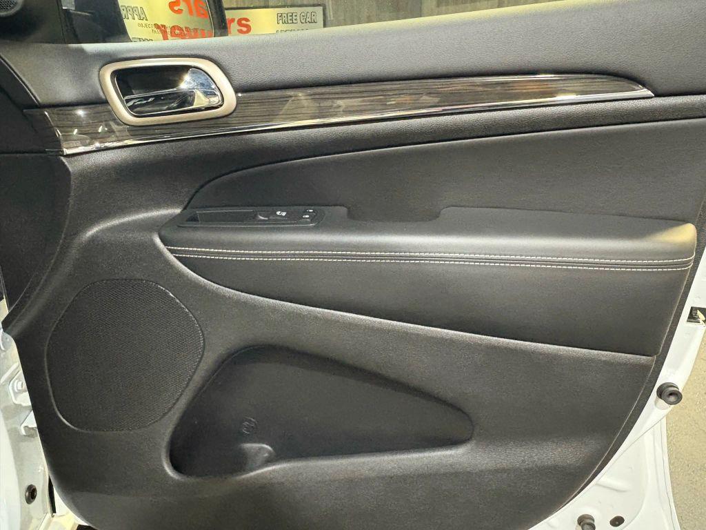 used 2014 Jeep Grand Cherokee car, priced at $13,995