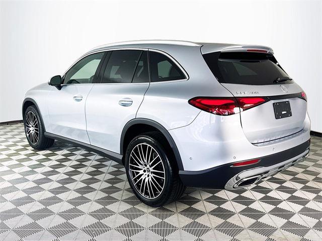 new 2026 Mercedes-Benz GLC 300 car, priced at $57,895
