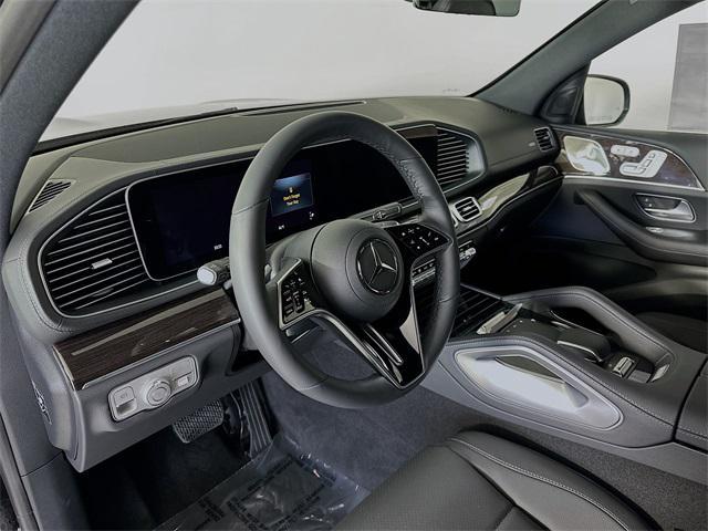 new 2025 Mercedes-Benz GLS 450 car, priced at $92,275