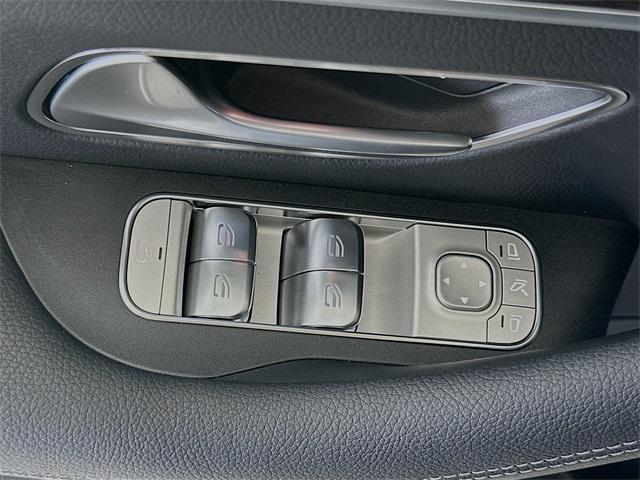 new 2025 Mercedes-Benz GLS 450 car, priced at $92,275
