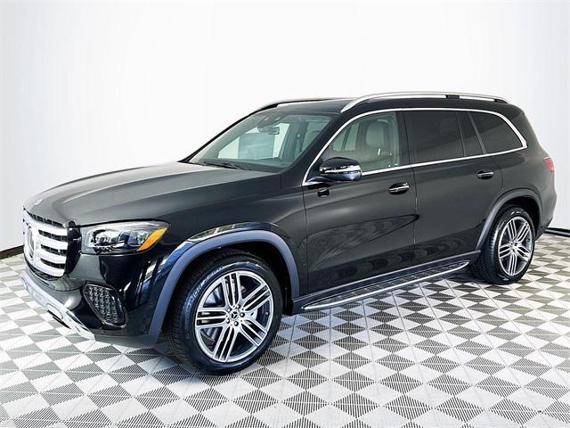 new 2025 Mercedes-Benz GLS 450 car, priced at $92,275