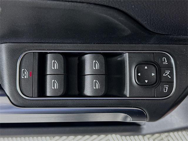used 2025 Mercedes-Benz GLB 250 car, priced at $45,622