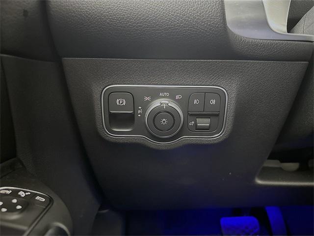 used 2025 Mercedes-Benz GLB 250 car, priced at $45,622