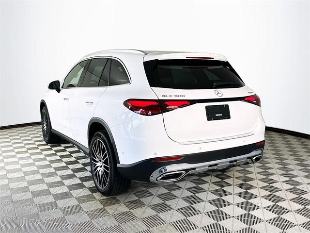 new 2026 Mercedes-Benz GLC 300 car, priced at $61,095