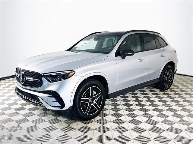 new 2024 Mercedes-Benz GLC 300 car, priced at $63,385