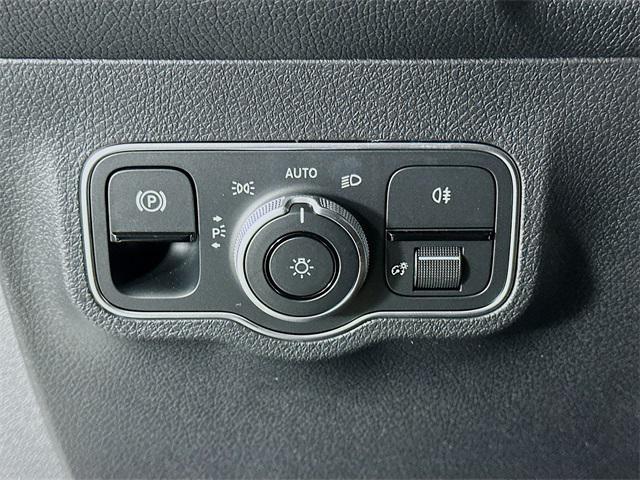 new 2026 Mercedes-Benz GLB 250 car, priced at $53,800