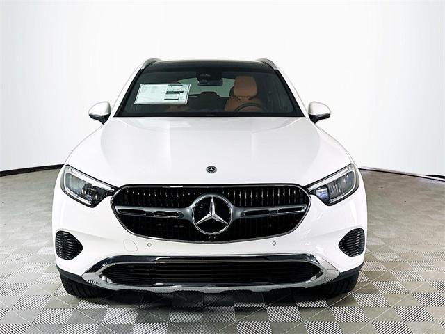 new 2025 Mercedes-Benz GLC 300 car, priced at $57,125