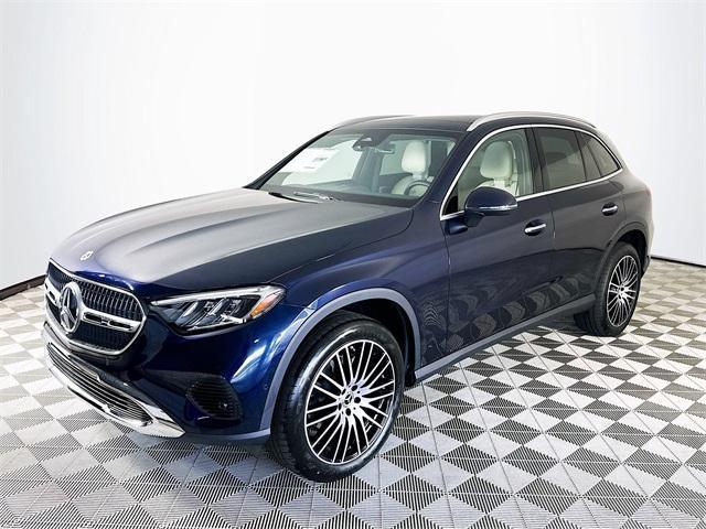 new 2024 Mercedes-Benz GLC 300 car, priced at $54,505