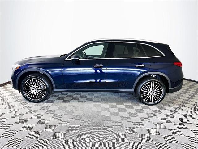 new 2024 Mercedes-Benz GLC 300 car, priced at $54,505